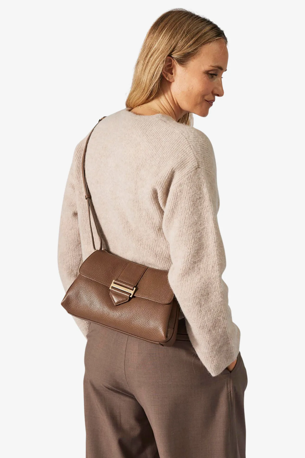 Cormorano shoulder bag Johanna Latte