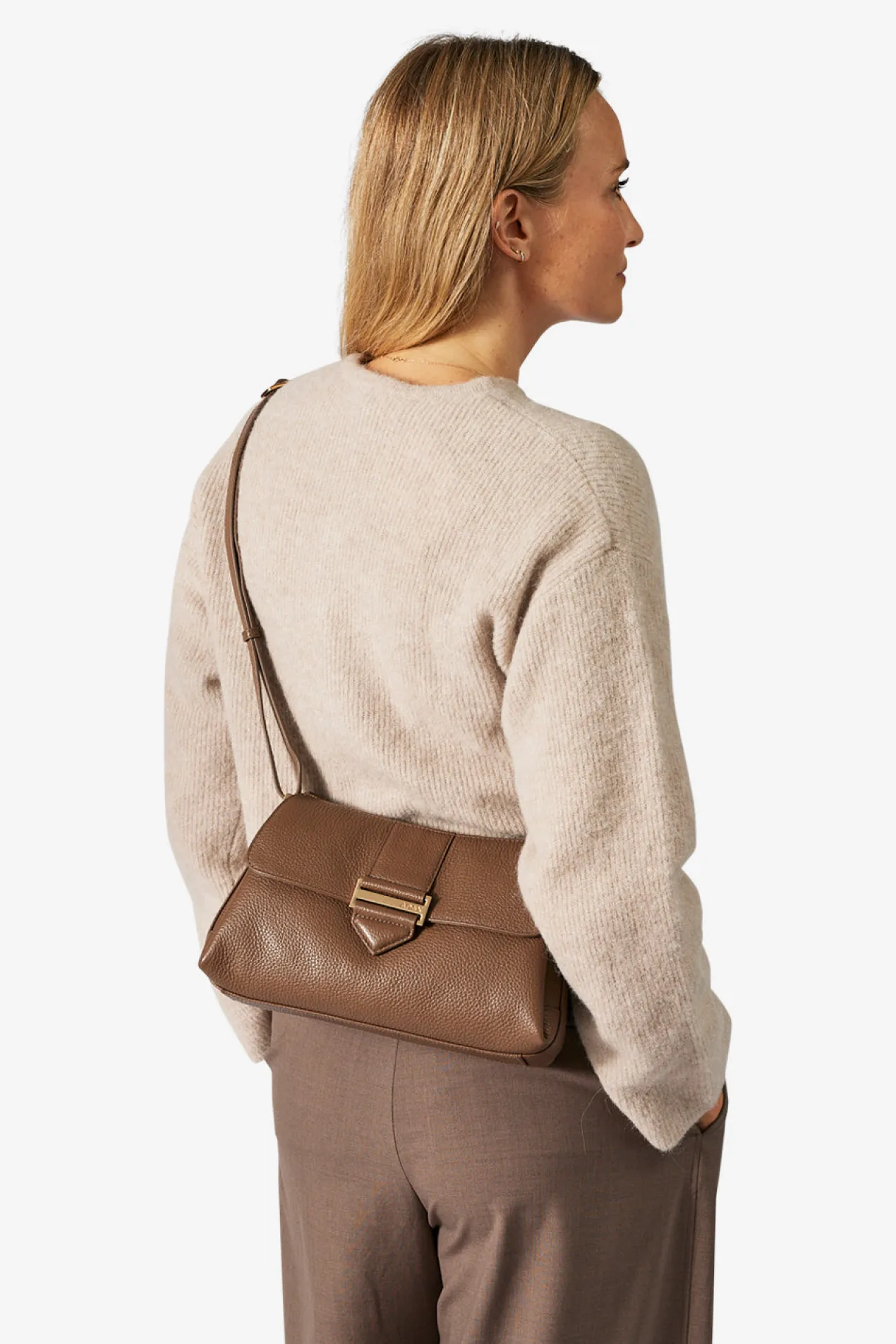 Cormorano shoulder bag Johanna Latte