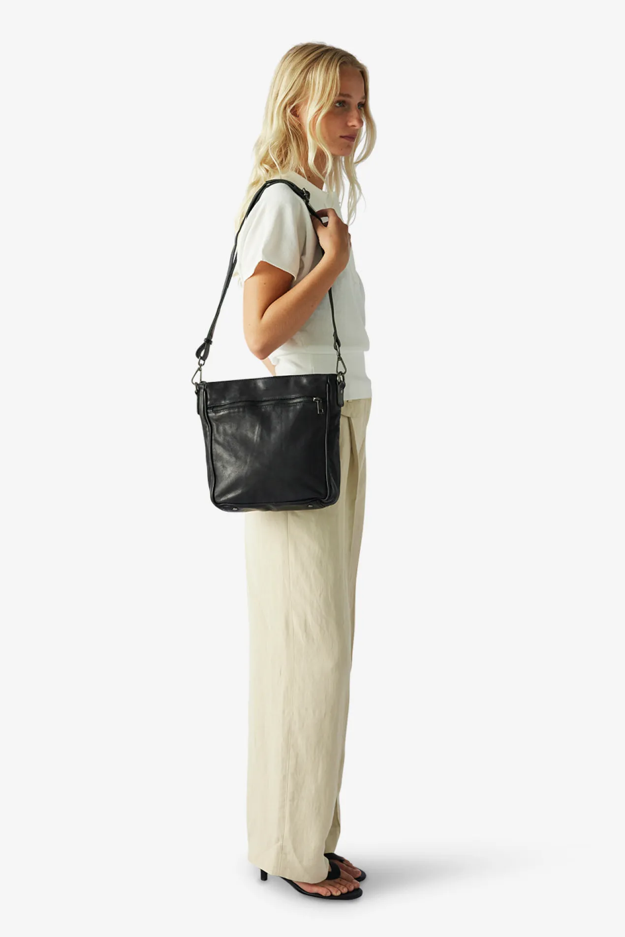 Pixie shoulder bag Thyra Black