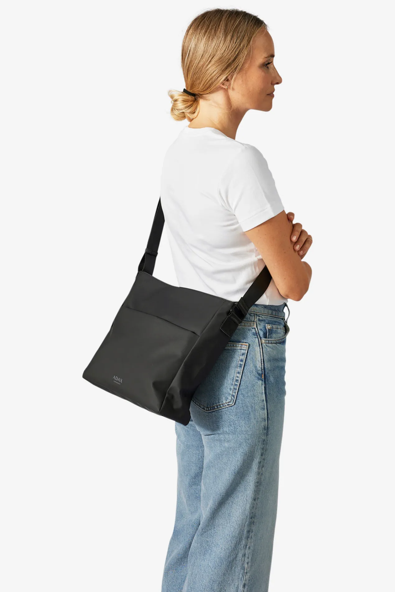 Senna messenger Nike Black