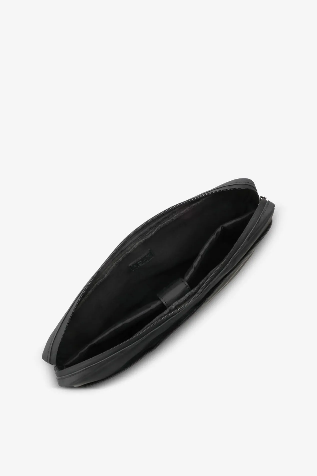 Senna portfolio Juno Black